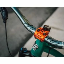 Potence Chromag HiFi V2 -Rubans de cintre Soldes Chromag stem tile 800x626