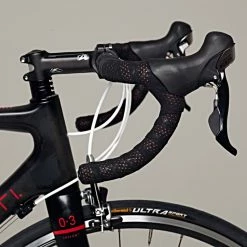 Ruban De Cintre LifeLine Superlight PU (absorbeur De Choc) 7 Ruban De Cintre LifeLine Superlight PU (absorbeur De Choc) -Rubans de cintre Soldes LifeLine Superlight PU Shock Absorbing Bar Tape Bar Tape Black 82002300041 0