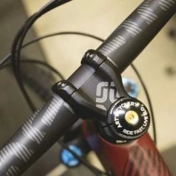 E.thirteen Base 35 Stem -Rubans de cintre Soldes ethirteen Base 35 stem 04